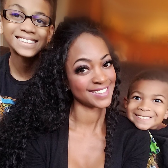 Meet your Posher, CJ - Picture 3 of 3